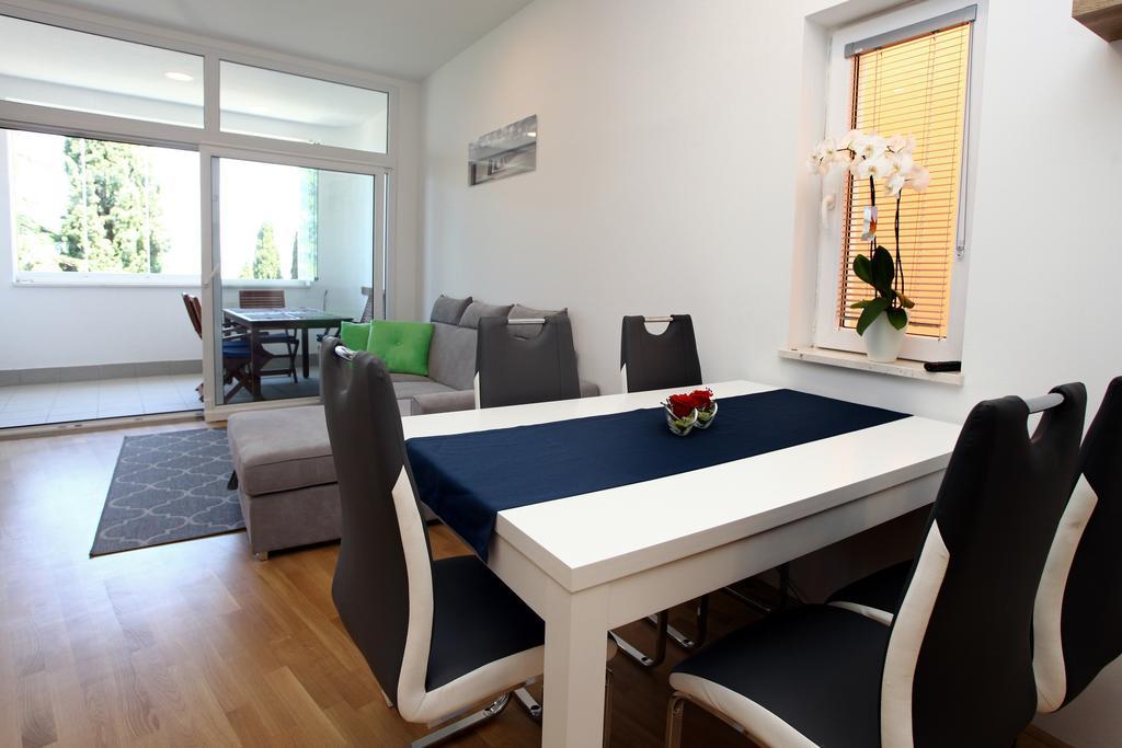 San Simon Sea View Apartment Ll Izola Exterior photo